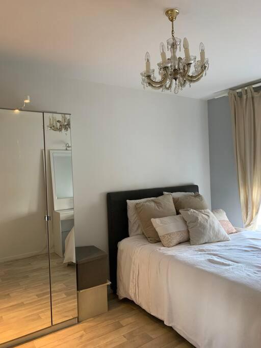 Moderne Et Spacieux Proche Paris Appartement *
